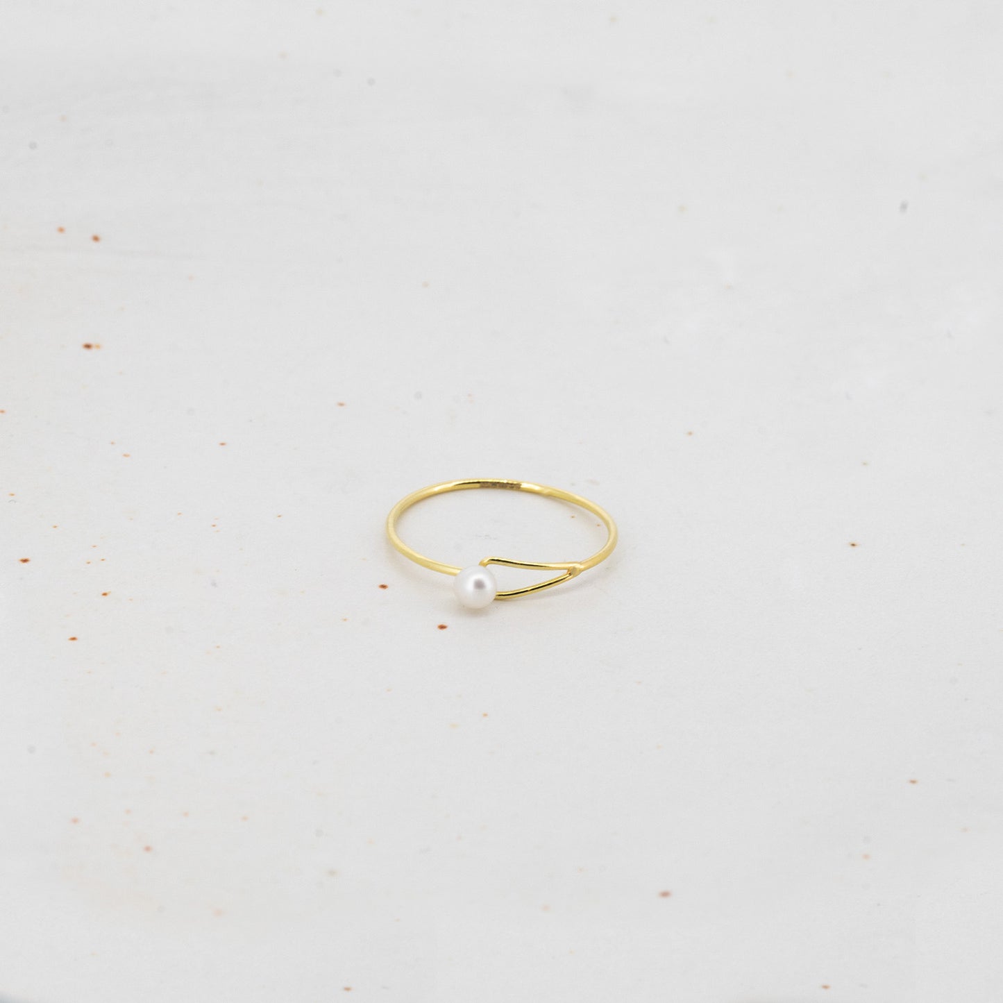 pearl ring with loop