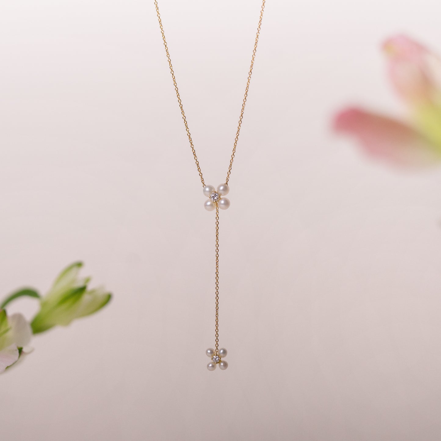 Sale Pearl Flower Necklace with Diamond