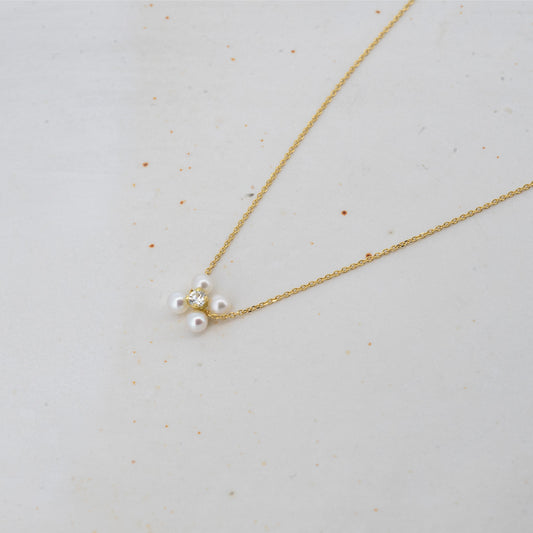 Sale Pearl and White Diamond Flower Necklace