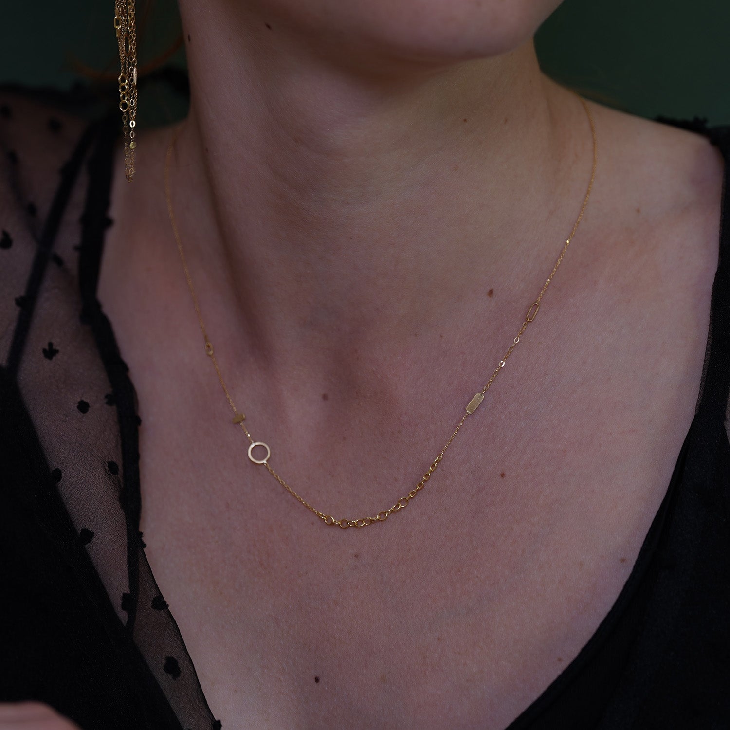 18ct Gold Chains Galore necklace on model