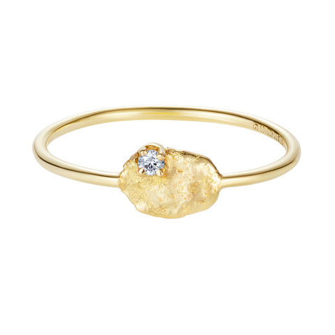 Sweet Pea Moonscape recycled 18ct yellow gold small nugget set with white diamond ring.
