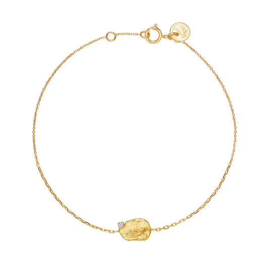 Sweet Pea Moonscape recycled 18ct yellow gold nugget chain bracelet set with white diamond. 