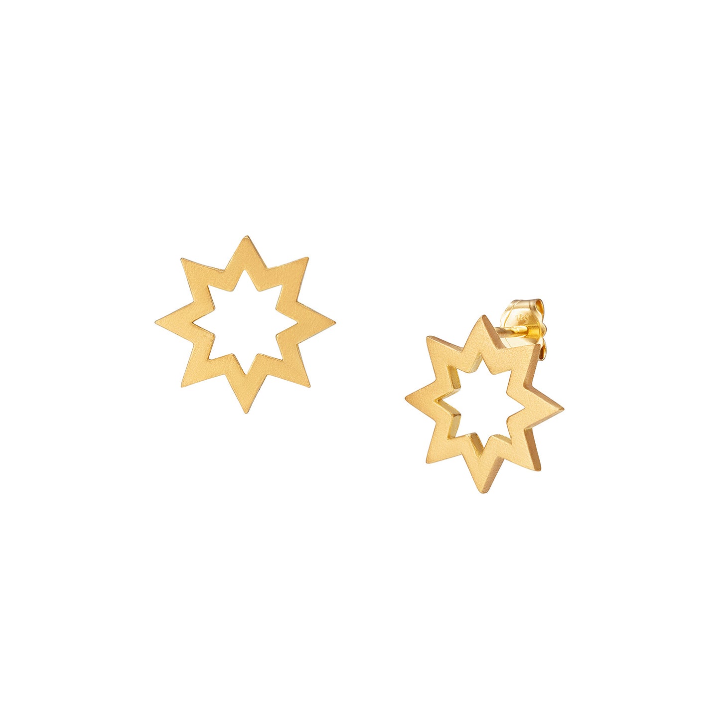 Sweet Pea 18ct yellow gold Reach For The Stars stud earring.  Star stud earring.