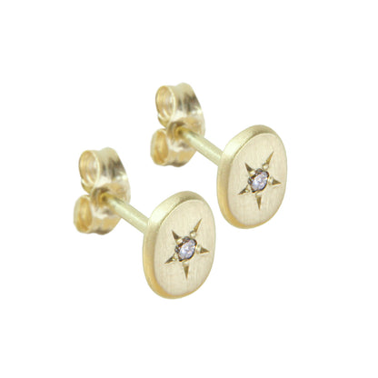 18CT GOLD STUDS WITH STAR SET OVAL
